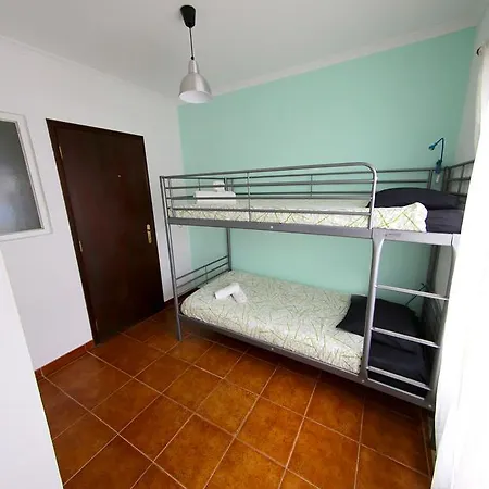 Hostal Another Surf Camp Baleal